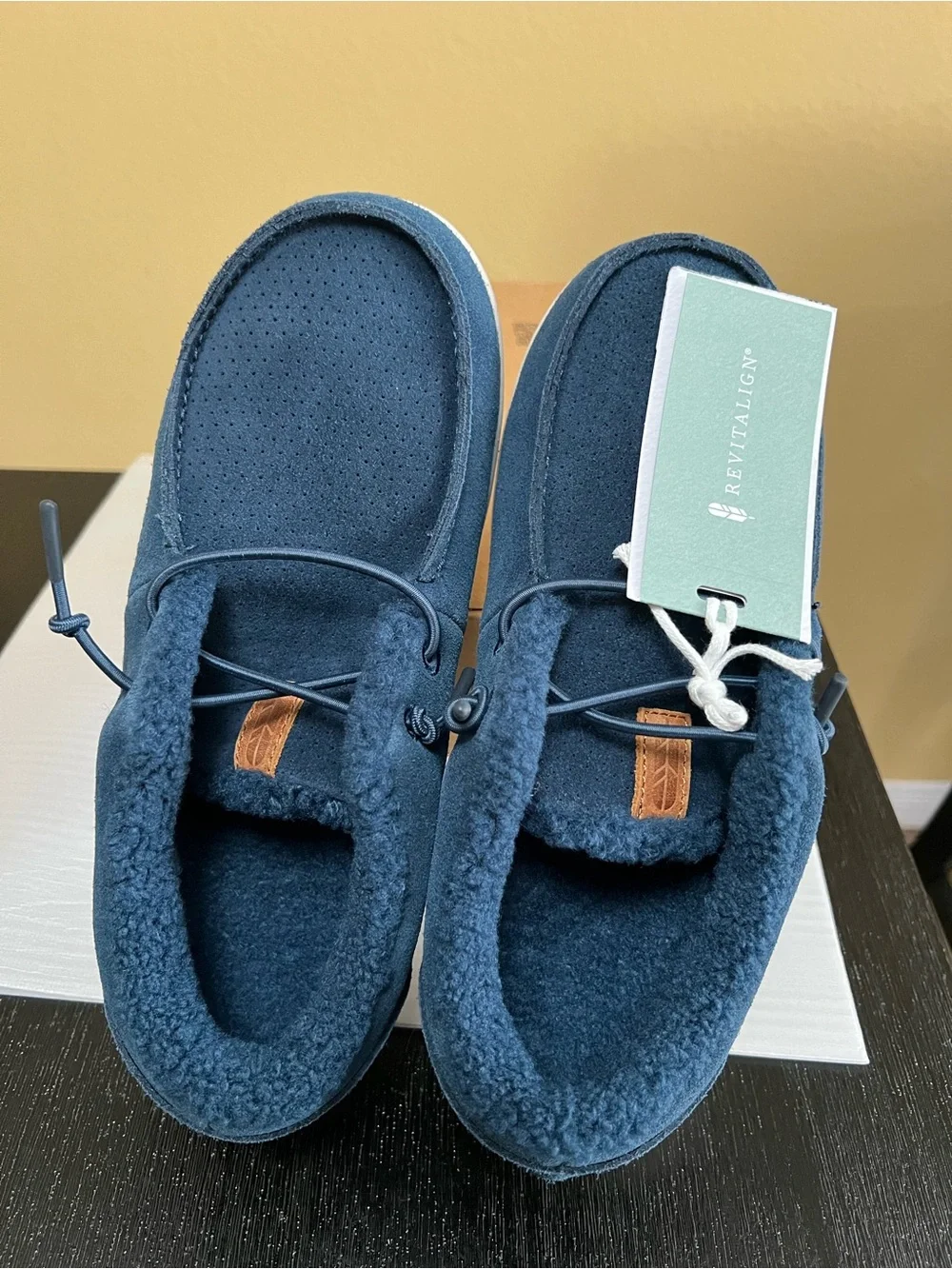 Revitalign Siesta Wallaby Women’s Shoes. Marine Blue. Sz: US 10 B